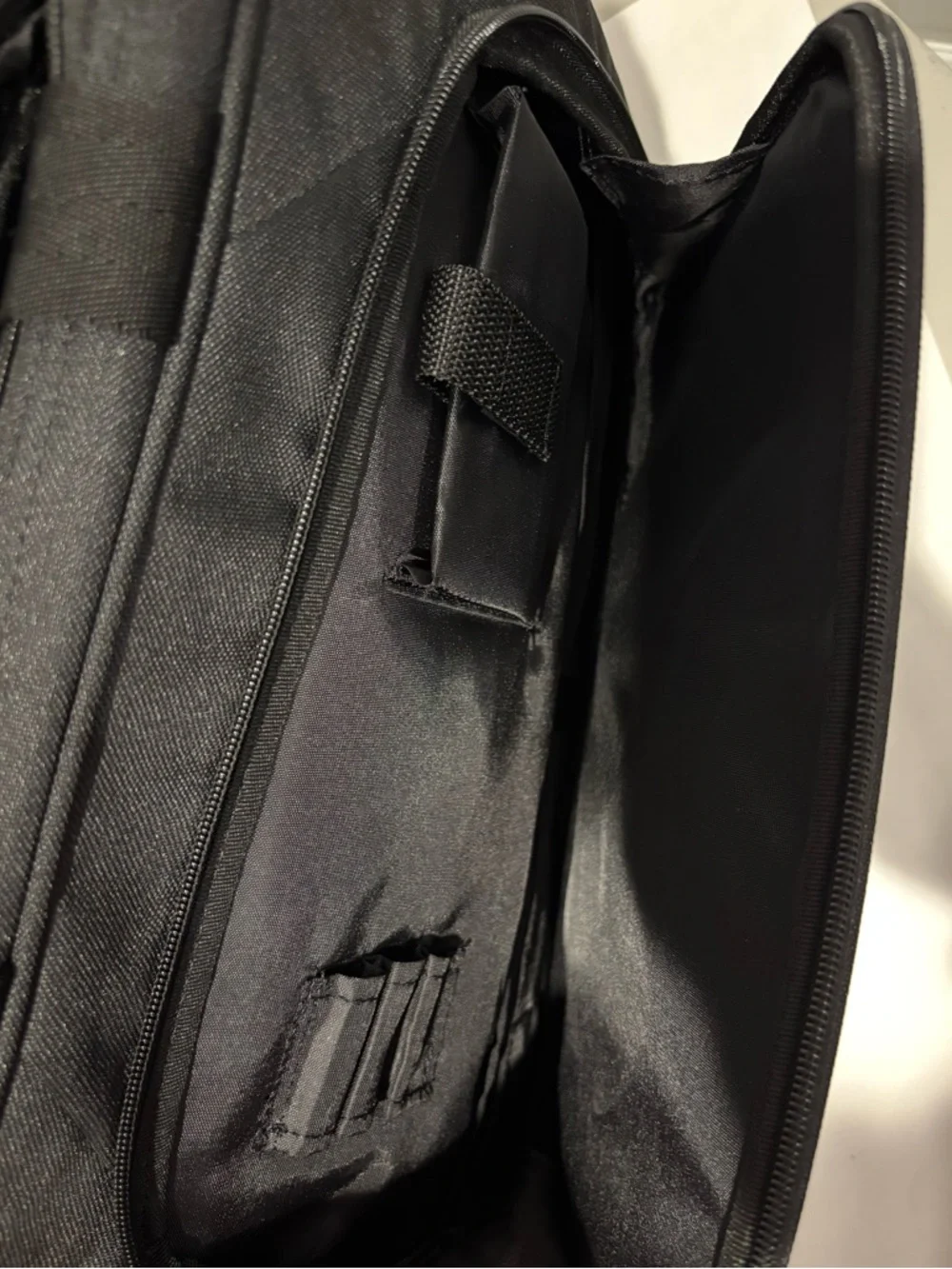 Targus Intellect Carrying Case Bag for 15.6”-16” Notebook, Black